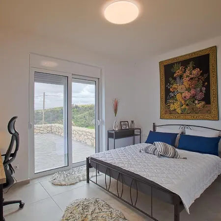 Fortuna With Private Pool La Canea